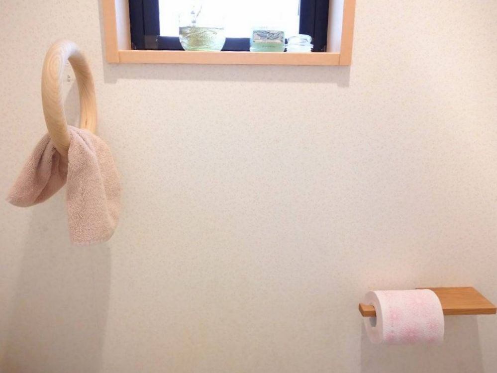 トイレットペーパーホルダーとタオルリング